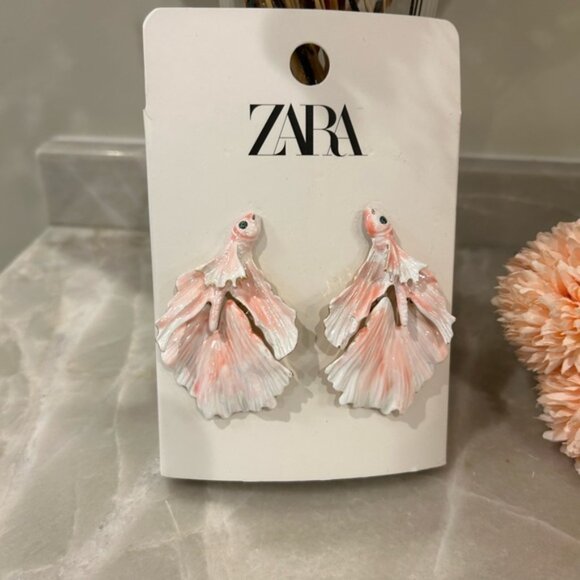 Zara Limited Edition Fish Earrings NWT 🔥✨💖💖 - Picture 5 of 7